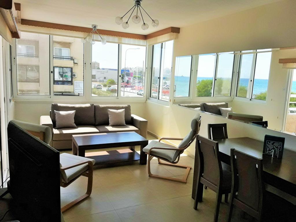16 Sandy Beach ลาร์นาคา ภายนอก รูปภาพ
