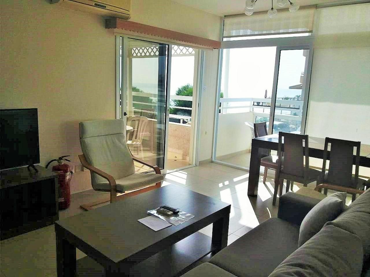 16 Sandy Beach ลาร์นาคา ภายนอก รูปภาพ